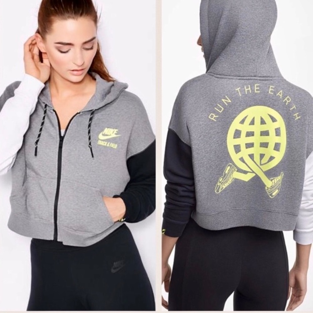 Nike Gray and Black Women's Crew Neck Sweater